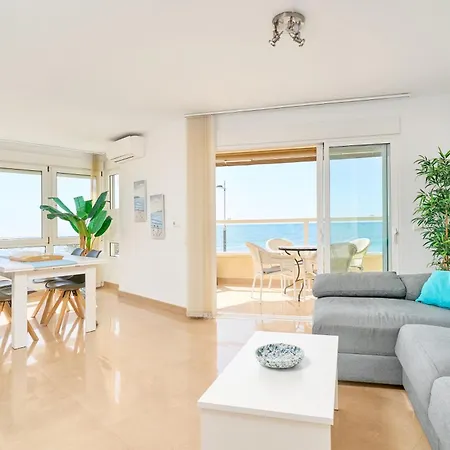 Apartament Frontal *